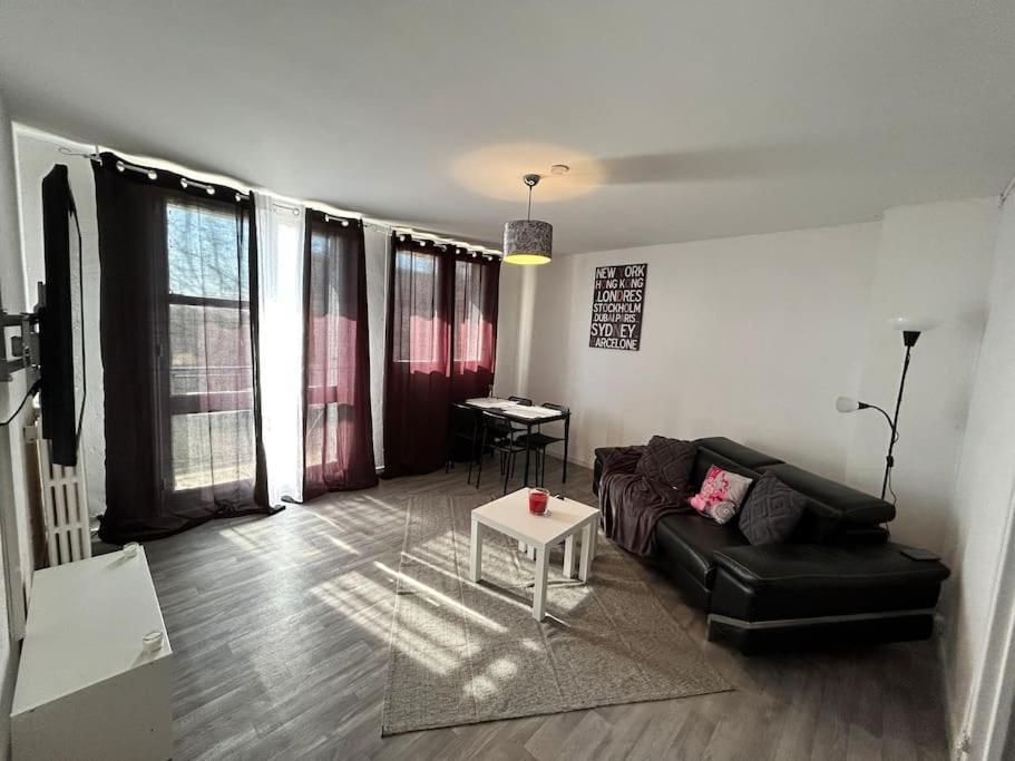 Appartement Cosy 3 Chambres Proche Airbus 꼴로미에 외부 사진